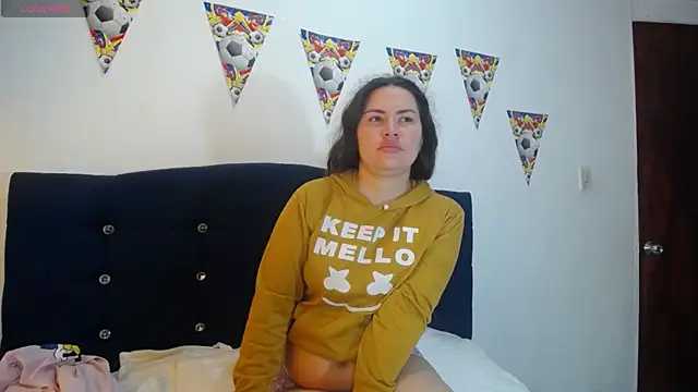 Snapshot of melpark chatting on July 16, 2026, 7:11 pm melpark online show from July 16, 2026, 7:11 pm