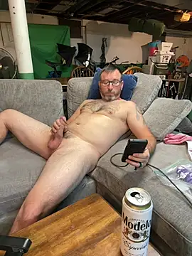 bongripingclitlicker online show from June 3, 2026, 4:35 am