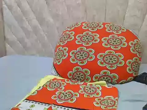 Snapshot of Sexy_Villagegal chatting on November 5, 2025, 6:55 pm Sexy Villagegal online show from November 5, 2025, 6:55 pm