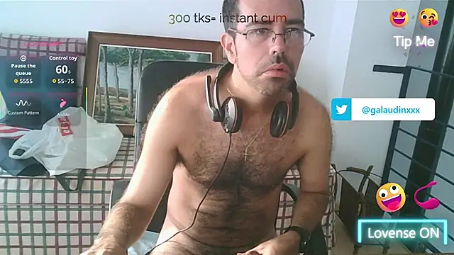 Snapshot of galaudin_3x_ chatting on July 3, 2026, 6:31 am galaudin 3x online show from July 3, 2026, 6:31 am
