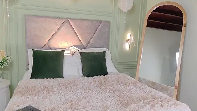 Snapshot of _Miss_Kimm chatting on January 10, 2026, 12:00 pm Miss Kimm online show from January 10, 2026, 12:00 pm