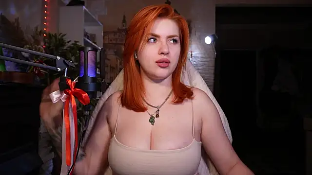 Snapshot of Chriss_Fox chatting on February 21, 2025, 3:21 pm Chriss Fox online show from February 21, 2025, 3:21 pm