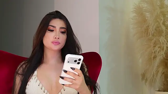 Snapshot of _BellaDonna_ chatting on July 3, 2026, 1:34 am BellaDonna online show from July 3, 2026, 1:34 am