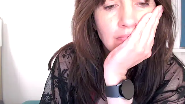 Ella Next Door online show from April 6, 2026, 8:54 pm