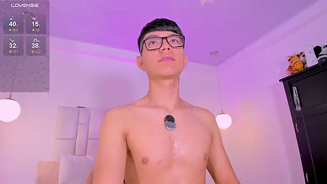 CodyTwink online show from May 13, 2026, 3:30 pm