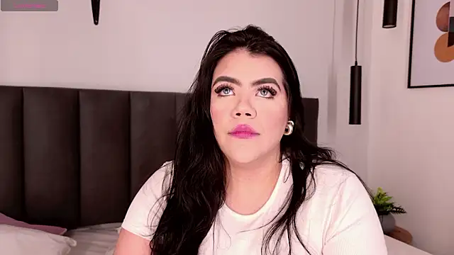 Harmonybabe  online show from March 11, 2026, 8:03 pm