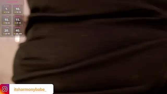 Snapshot of Harmonybabe_ chatting on November 2, 2025, 7:41 pm Harmonybabe online show from November 2, 2025, 7:41 pm