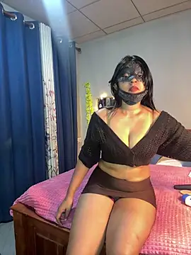 Cinderella-98 online show from November 8, 2025, 2:53 pm