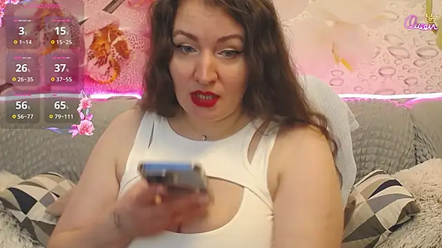 Nataly cute online show from February 12, 2026, 8:19 pm