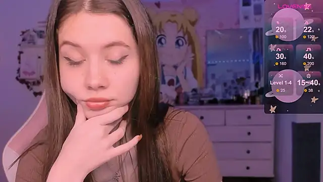 CoddleWeeper  online show from September 8, 2025, 2:16 pm