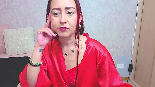 Snapshot of bianca_milfsexy chatting on October 27, 2025, 10:33 pm bianca milfsexy online show from October 27, 2025, 10:33 pm