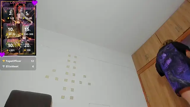 Snapshot of violetmontan chatting on November 4, 2025, 3:05 pm violetmontan online show from November 4, 2025, 3:05 pm