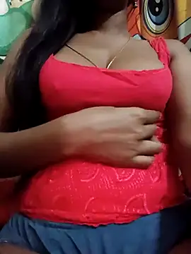 Loveliee online show from March 22, 2025, 4:03 am