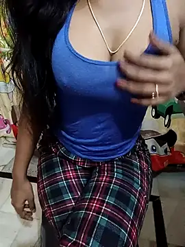 Loveliee online show from February 14, 2025, 3:11 am