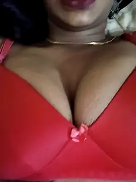 Loveliee online show from February 23, 2025, 9:11 am