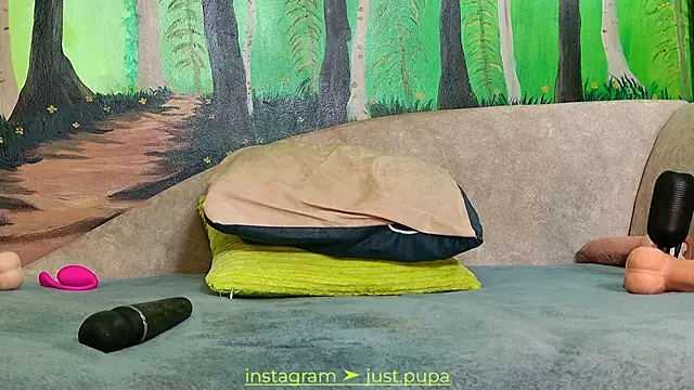 Snapshot of Pinkypupa-Love chatting on March 1, 2025, 10:42 pm Pinkypupa-Love online show from March 1, 2025, 10:42 pm