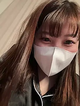 ManaMi-maru online show from May 4, 2026, 12:41 pm