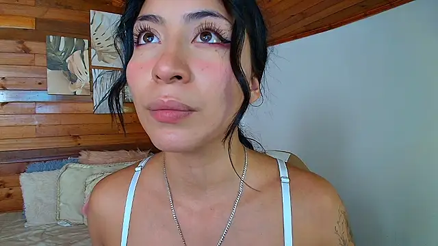 amber curly online show from February 20, 2026, 7:16 pm