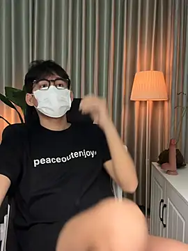 MinhTuanLive online show from April 17, 2026, 11:24 am