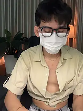 Snapshot of MinhTuanLive chatting on February 14, 2026, 6:24 am MinhTuanLive online show from February 14, 2026, 6:24 am