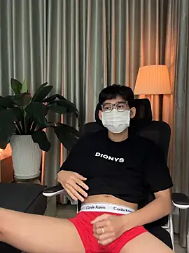 Snapshot of MinhTuanLive chatting on February 17, 2026, 6:22 am MinhTuanLive online show from February 17, 2026, 6:22 am