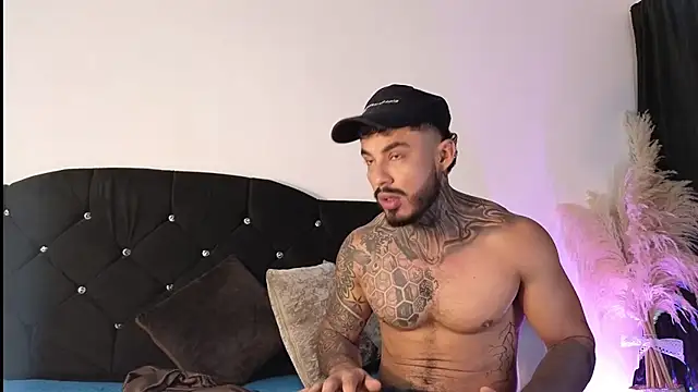 john cartter1 online show from November 10, 2025, 11:04 am