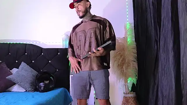 john cartter1 online show from February 6, 2026, 12:01 pm