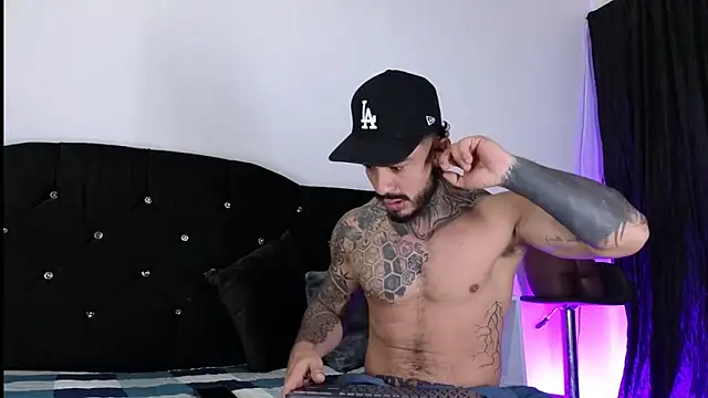 john cartter1 online show from September 20, 2025, 11:04 am