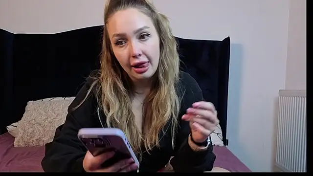 AnnaMaee online show from February 20, 2026, 11:06 pm