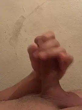 rodrig3105 online show from January 2, 2025, 1:06 am