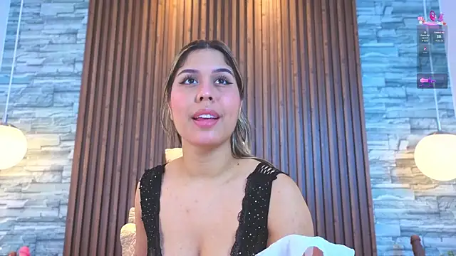 Snapshot of alannavidal chatting on June 12, 2026, 3:04 am alannavidal online show from June 12, 2026, 3:04 am