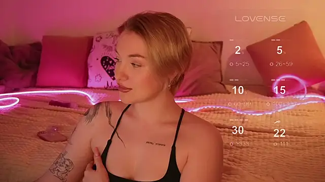 Snapshot of kris69kiss chatting on March 9, 2025, 4:33 pm kris69kiss online show from March 9, 2025, 4:33 pm