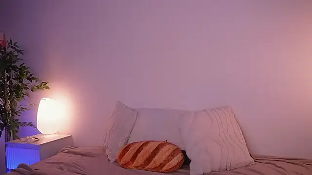 kris69kiss online show from February 18, 2026, 1:07 pm