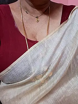 Snapshot of ananya956 chatting on April 3, 2026, 12:28 am ananya956 online show from April 3, 2026, 12:28 am