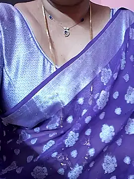 ananya956 online show from May 27, 2026, 2:46 pm