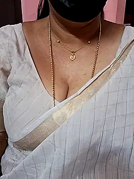 Snapshot of ananya956 chatting on October 16, 2025, 11:35 pm ananya956 online show from October 16, 2025, 11:35 pm