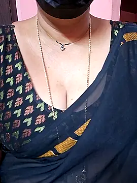 Snapshot of ananya956 chatting on November 17, 2025, 1:20 am ananya956 online show from November 17, 2025, 1:20 am