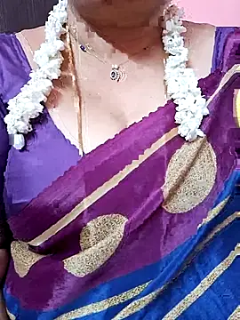 ananya956 online show from May 10, 2026, 1:36 pm