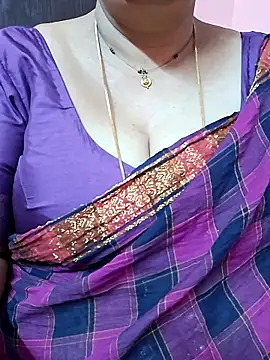 Snapshot of ananya956 chatting on March 27, 2026, 9:21 am ananya956 online show from March 27, 2026, 9:21 am