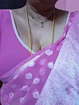 ananya956 online show from April 19, 2026, 3:46 pm