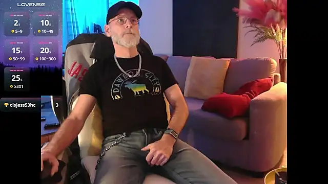 Snapshot of Towndude123 chatting on March 16, 2025, 3:04 am Towndude123 online show from March 16, 2025, 3:04 am