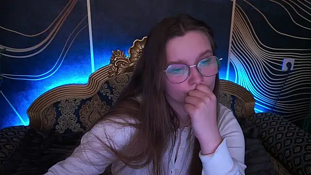 Snapshot of MagicPeachh_ chatting on November 6, 2025, 1:37 pm MagicPeachh online show from November 6, 2025, 1:37 pm