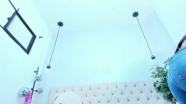 Snapshot of Victoria_Coleman chatting on November 17, 2025, 9:19 pm Victoria Coleman online show from November 17, 2025, 9:19 pm