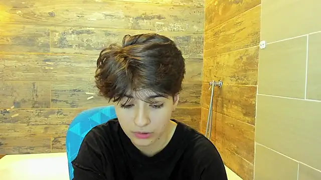 Snapshot of Bryce_Evans chatting on September 27, 2025, 2:01 pm Bryce Evans online show from September 27, 2025, 2:01 pm