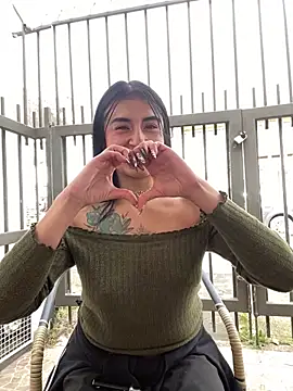 Snapshot of Lilith_Pink chatting on November 15, 2025, 1:48 pm Lilith Pink online show from November 15, 2025, 1:48 pm