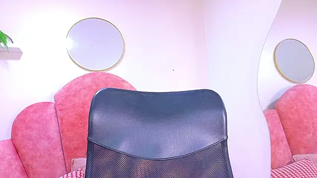 LilithSmith  online show from February 16, 2026, 11:42 am