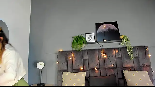 LilithSmith  online show from February 17, 2026, 11:40 am