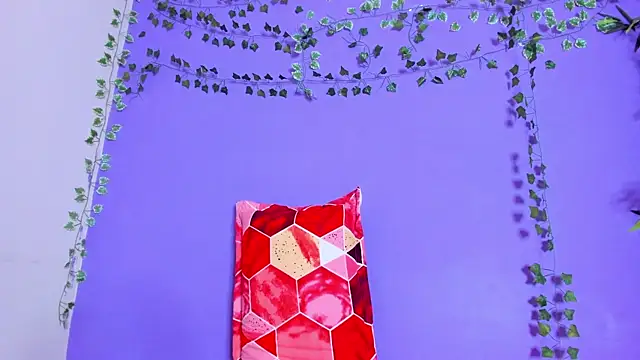 Snapshot of scarlet-jonesx chatting on February 24, 2025, 4:27 am scarlet-jonesx online show from February 24, 2025, 4:27 am