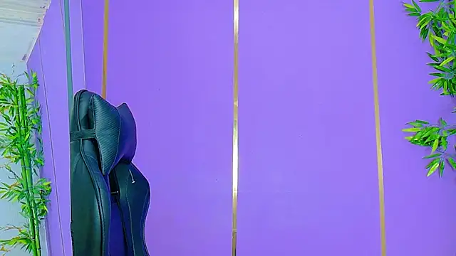 Snapshot of scarlet-jonesx chatting on September 29, 2025, 2:51 am scarlet-jonesx online show from September 29, 2025, 2:51 am