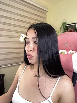 Starliee   online show from February 10, 2026, 1:26 am